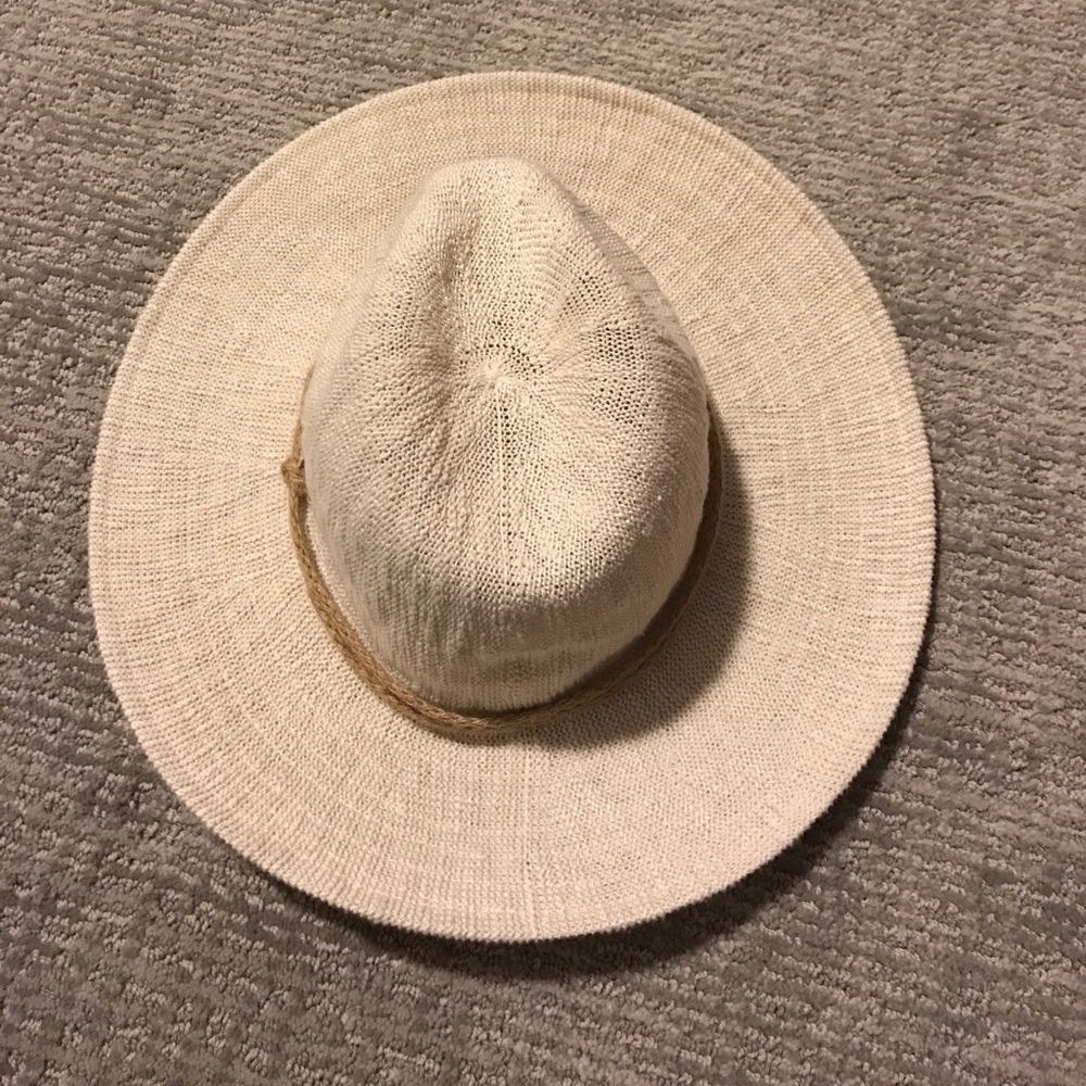 Tan Hat