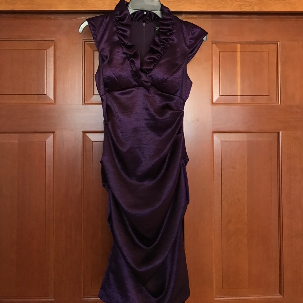 Purple color dress Xscape by Joanna Chen