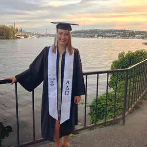 Meet your Posher, Ashley