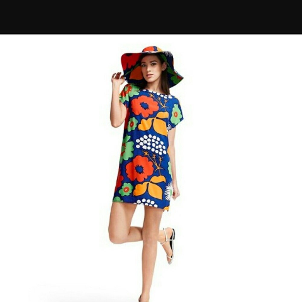 MARIMEKKO FOR TARGET TUNIC too small