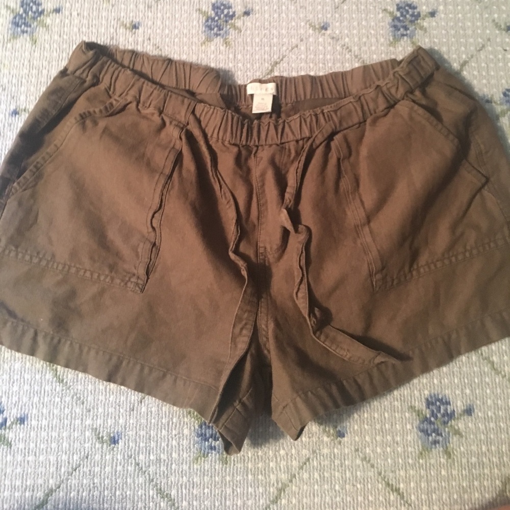 Khaki shirts with drawstring
