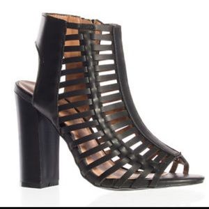 Bamboo cage sandals Size 8
