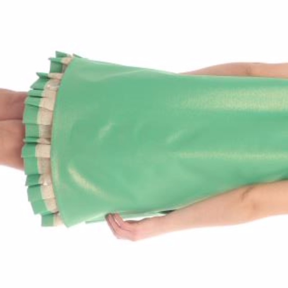 Green Country Mini Sleevless Dress - Picture 4 of 4