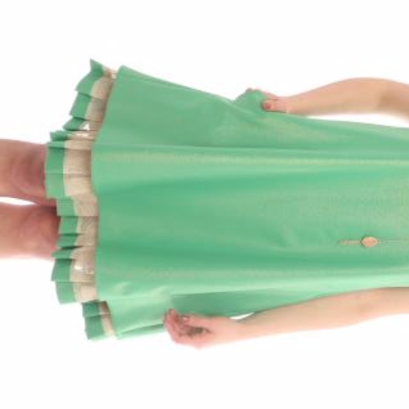Green Country Mini Sleevless Dress - Picture 3 of 4