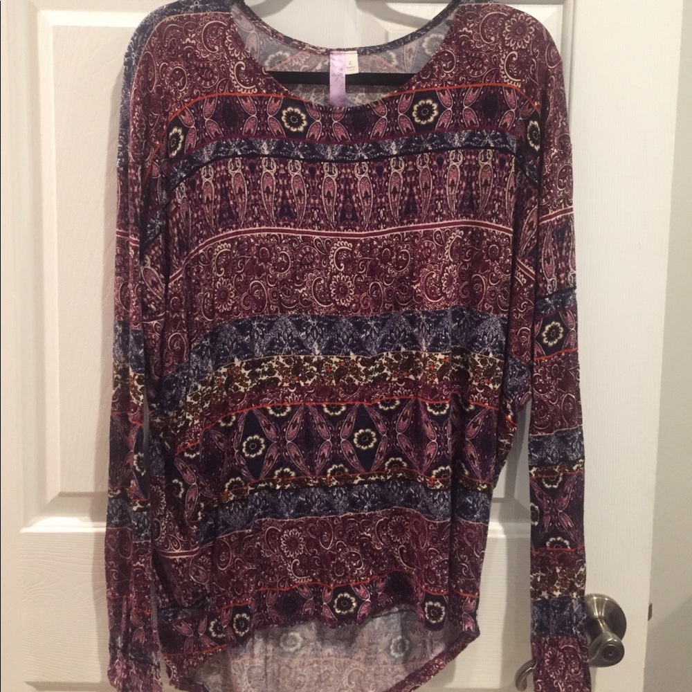 Soft multicolored tunic