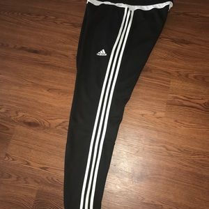 Wonens Adidas Pants