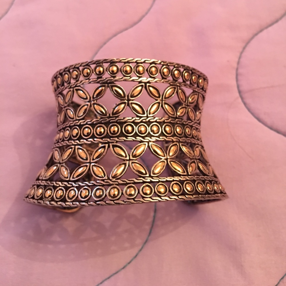 John Hardy Large cuff. Worn once only🌸 - Picture 2 of 4