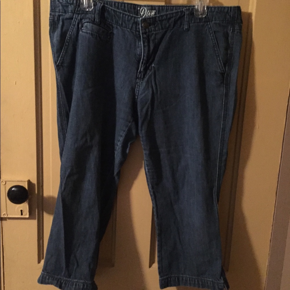 Old Navy Diva capris size 14