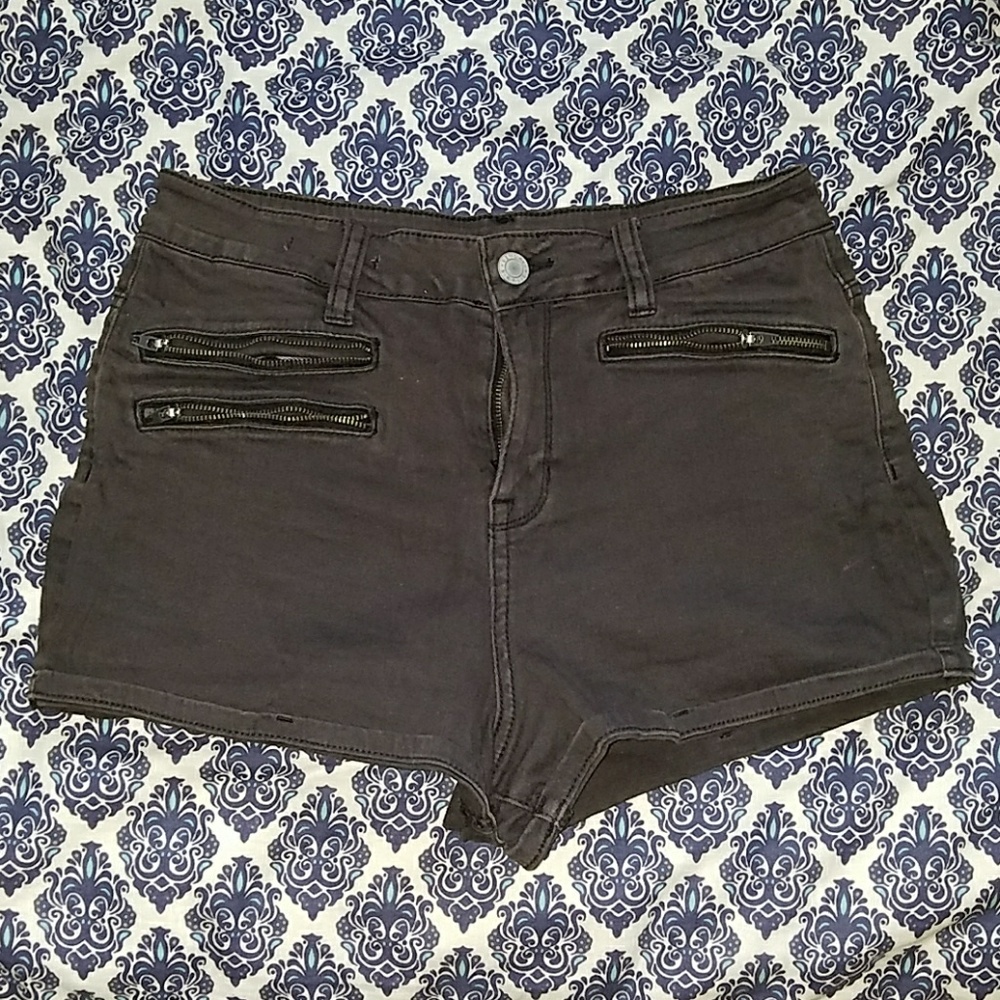 Kendall and Kylie stretchy denim shorts