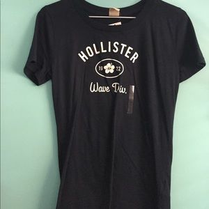 BRAND NEW hollister tee!
