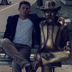 Meet your Posher, James