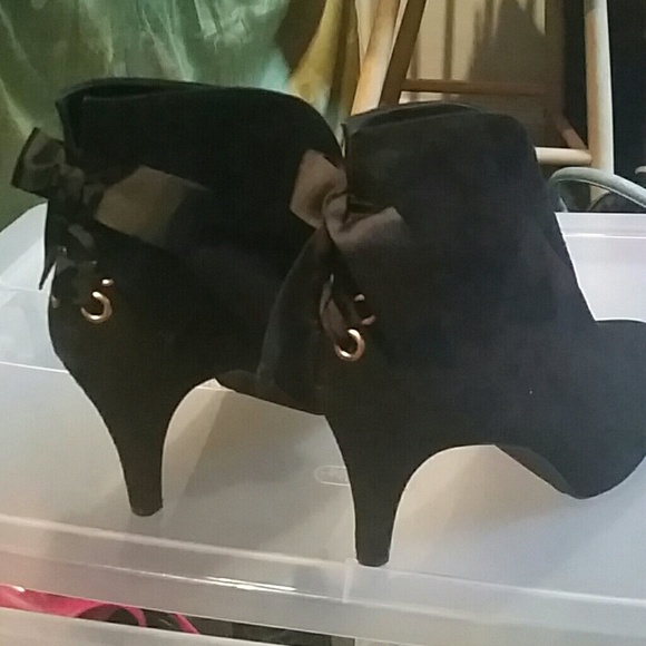 Booties - Picture 2 of 4