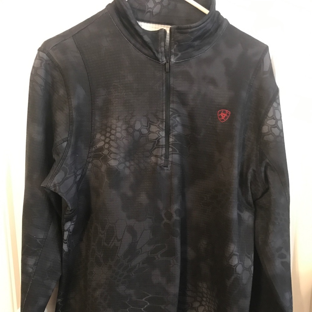 Ariat half zip