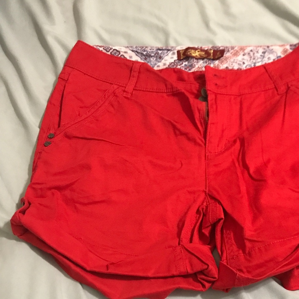 Size 6 shorts