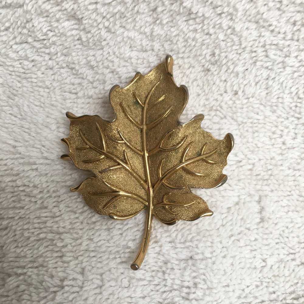 Vintage Trifari Maple Leaf