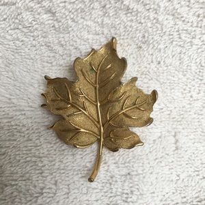 Vintage Trifari Maple Leaf