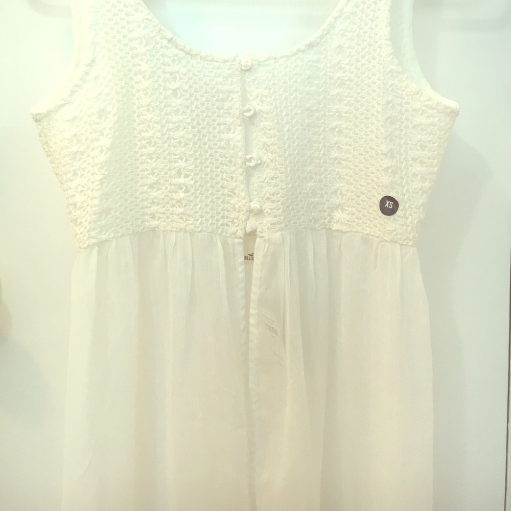 Hollister- Sheer Duster