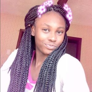 Meet your Posher, Enya