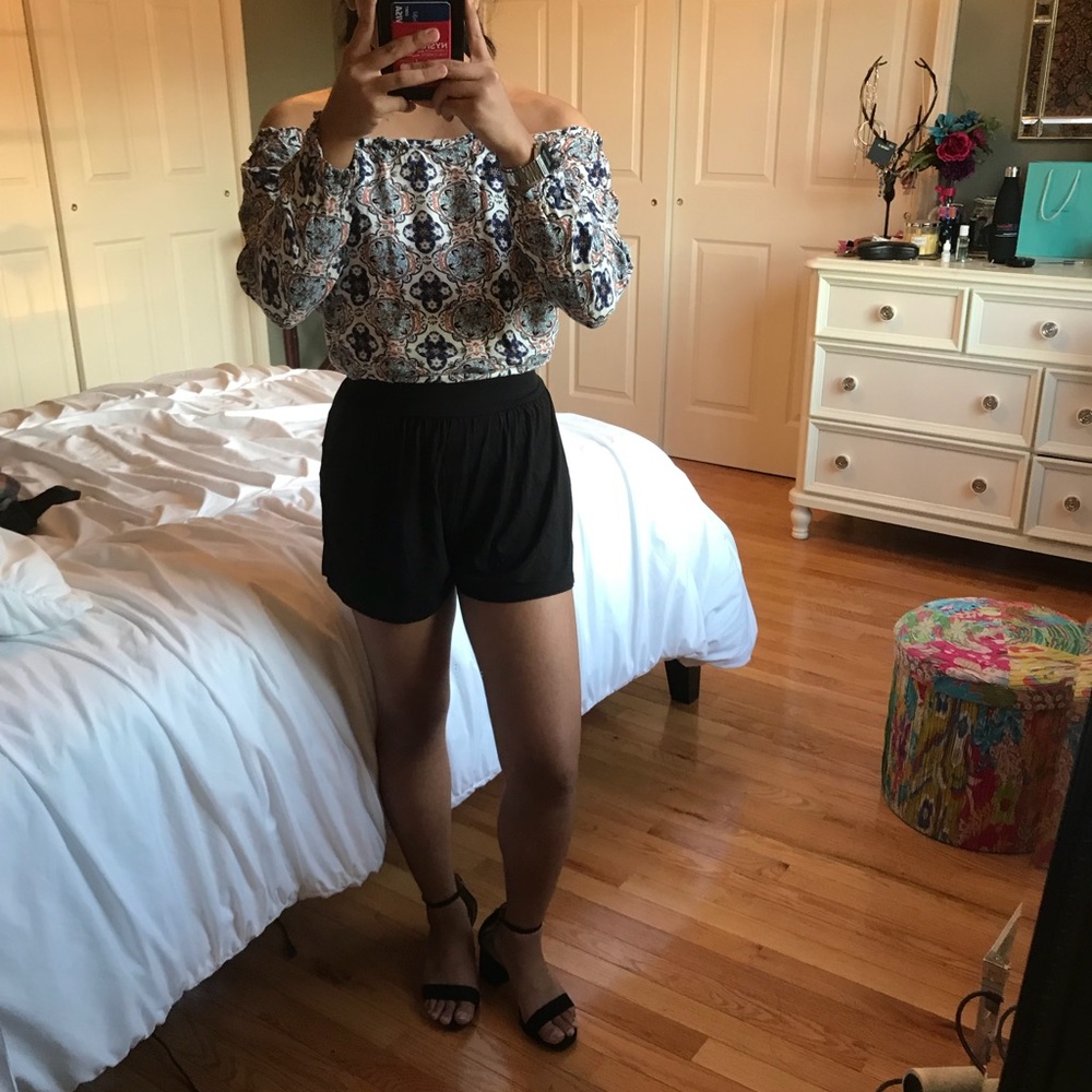 Gorgeous off shoulder crop top