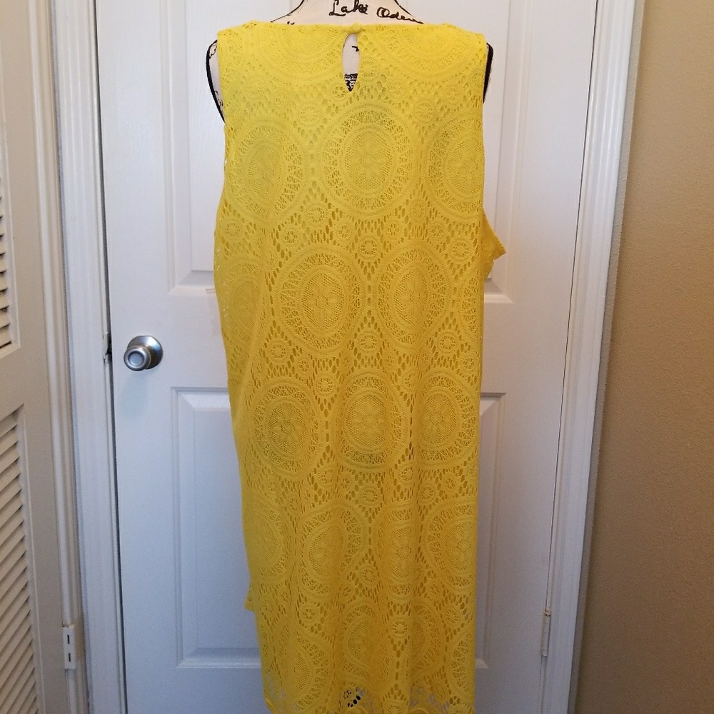 Dress - Picture 2 of 6