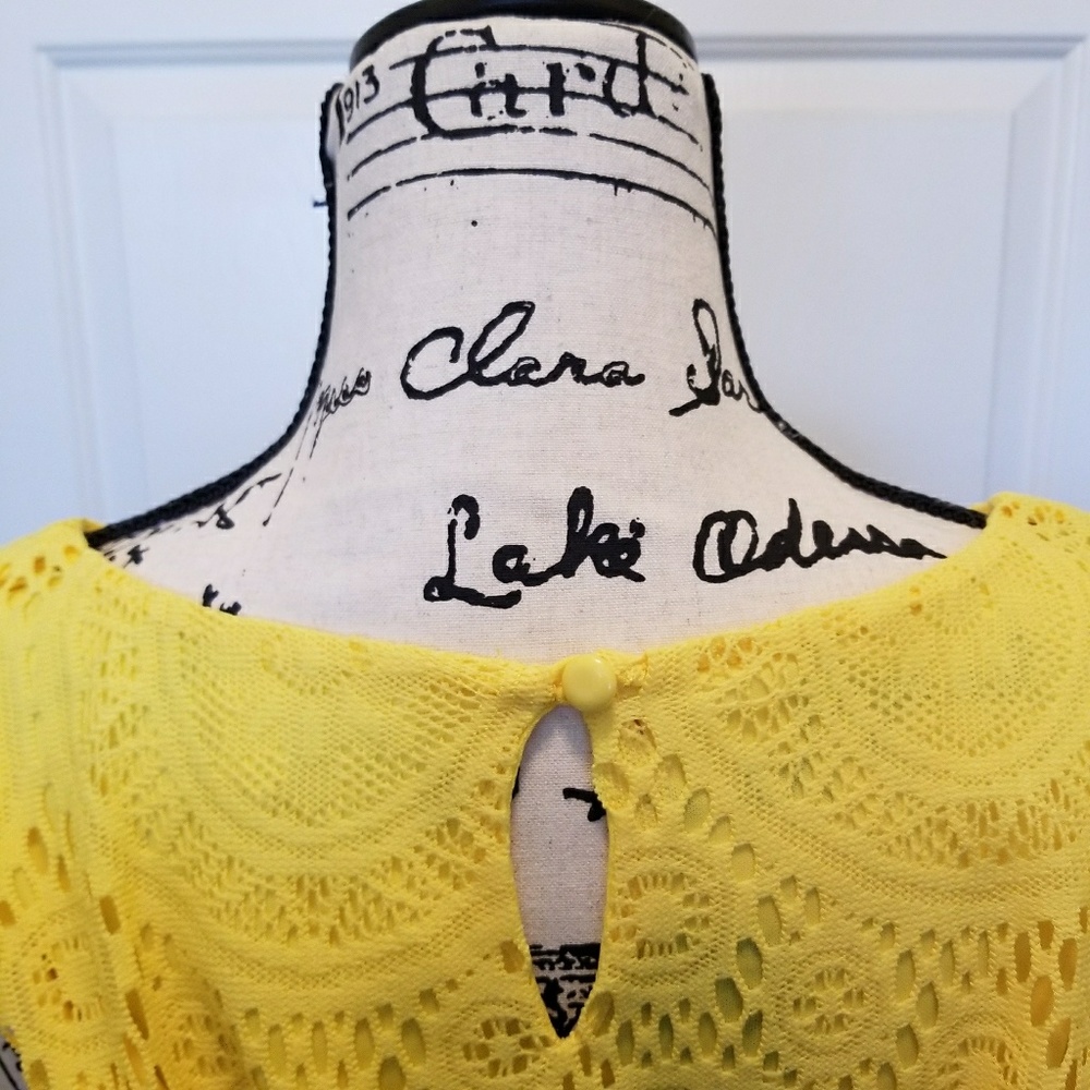 Dress - Picture 3 of 6