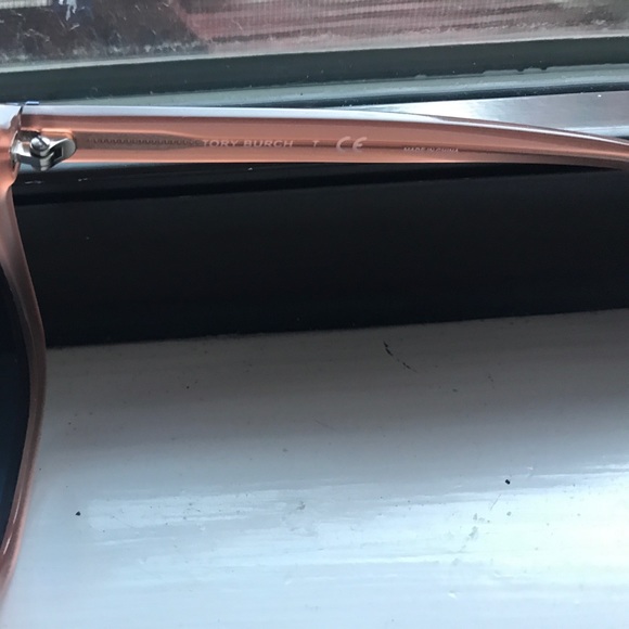 Tory Burch Bridge Square Sunglasses 😎 - Picture 5 of 6
