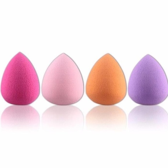 4 Droplet Beauty Blenders - Picture 2 of 2