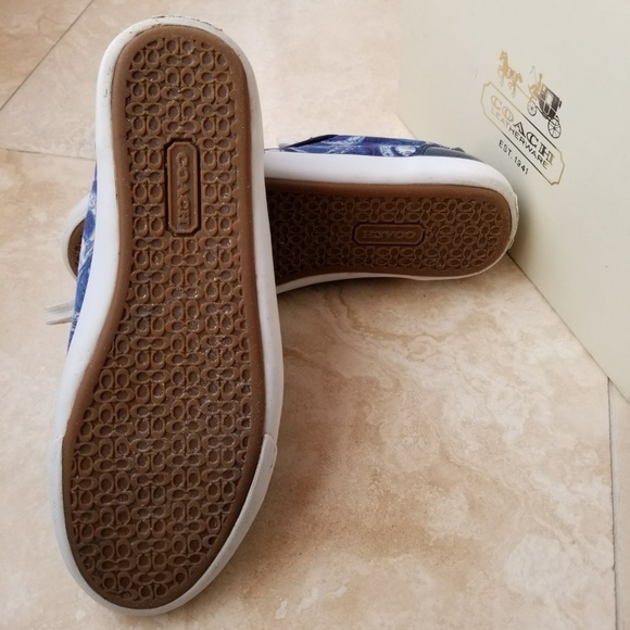 Coach Shoes - Picture 2 of 8