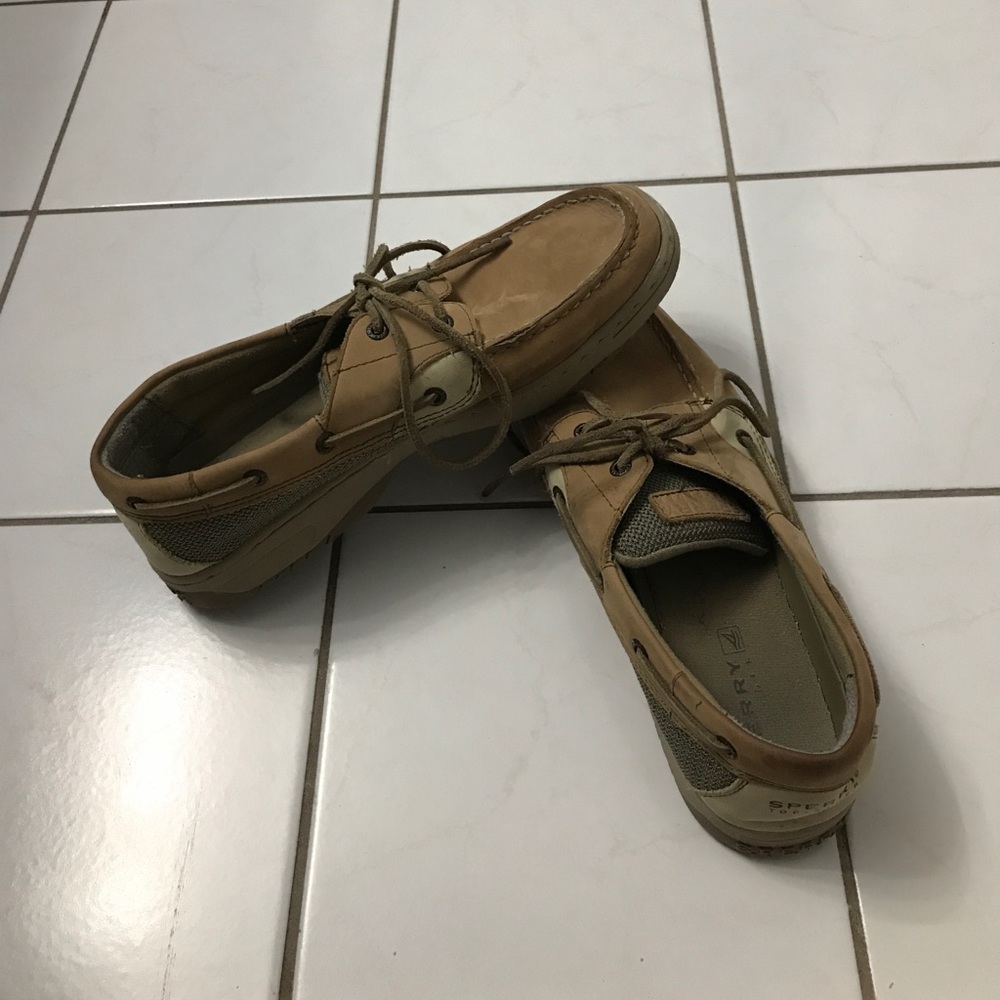 Tan Sperry Topsiders