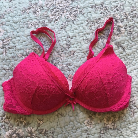 Victoria's Secret Front Cross Straps Push Up Bra - Picture 1 of 4