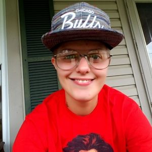 Meet your Posher, Nikki