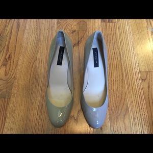 Like New!Ann Taylor leather dress shoe pump size 7