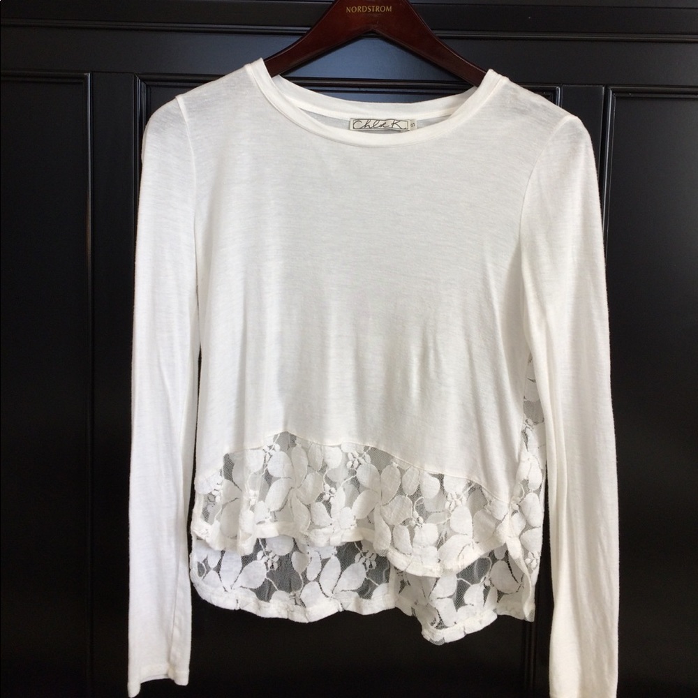 Long sleeve shirt with lace bottom