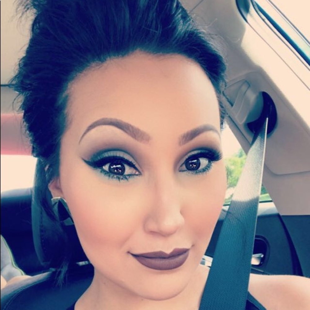 Meet your Posher, Ashton