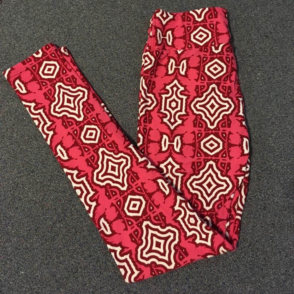 LulaRoe One Size leggings