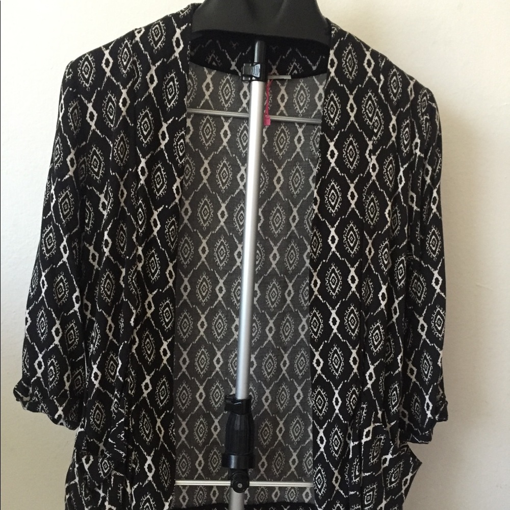 Ole by Koton black and white kimono
