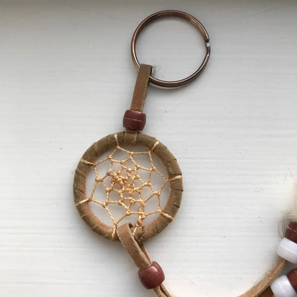 Boho brown & tan leather dreamcatcher keychain - Picture 2 of 7