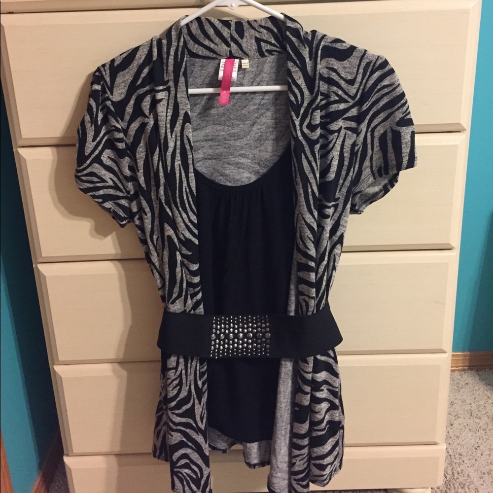 Women's/Juniors Dress Shirt