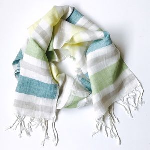 Linen colorblock scarf with fringe