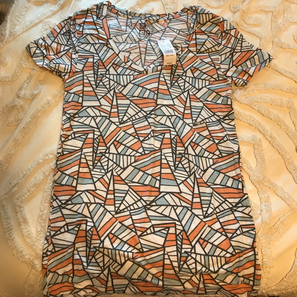 Pacsun v-neck shirt