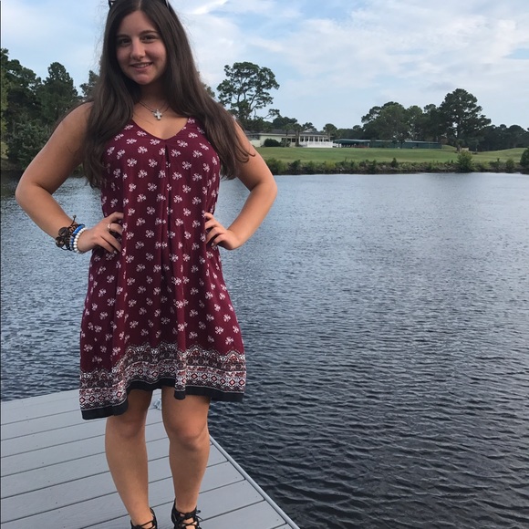 Meet your Posher, Cynthia - Picture 1 of 1