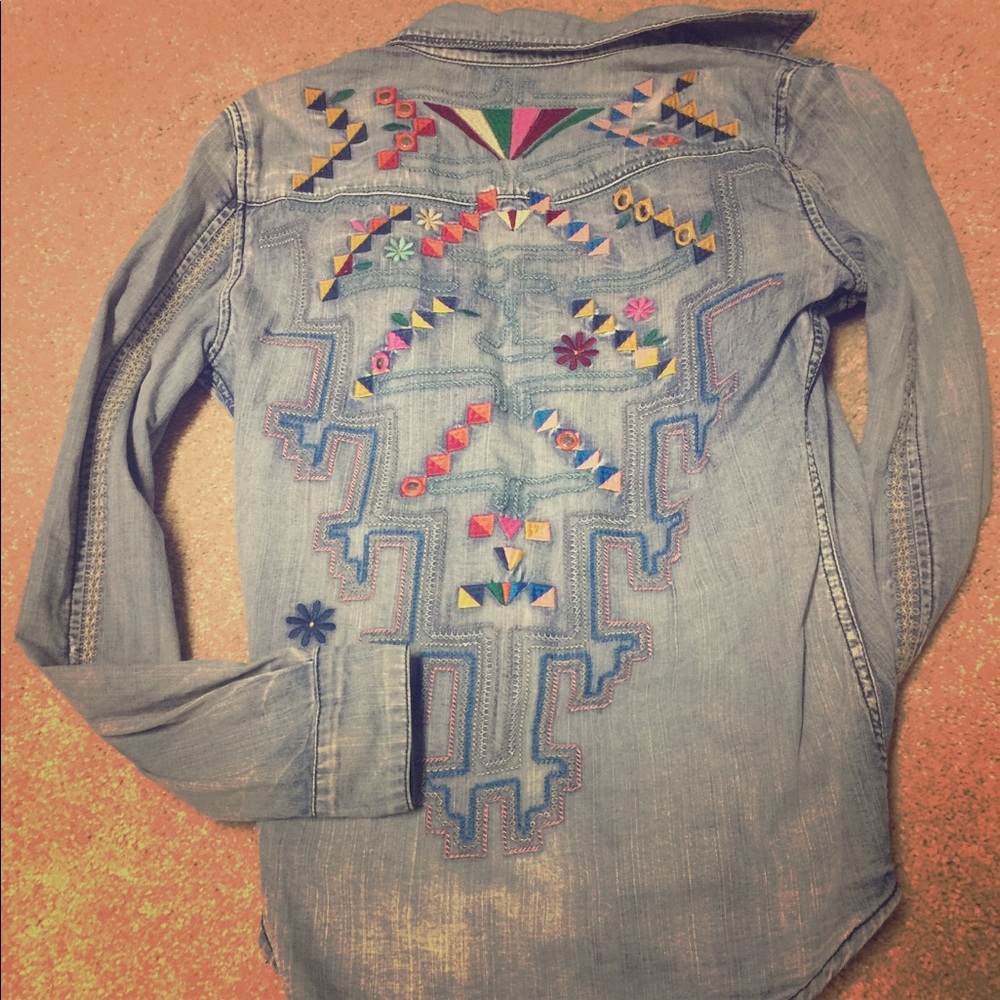 Blank NYC embroidered button up