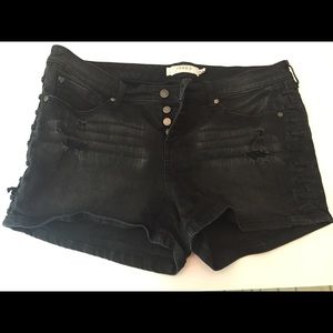Distressed Torrid Black Denim Shorts size 16