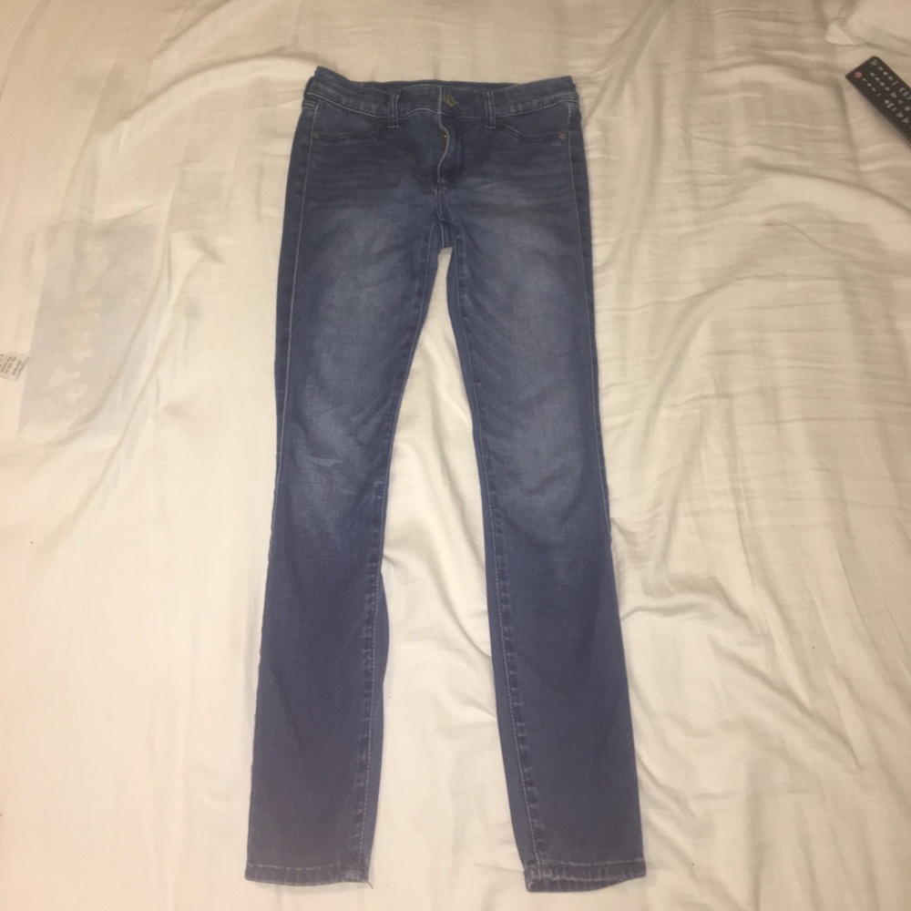Abercrombie & Fitch Dark Wash Skinny Jeans