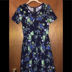 Lularoe Amelia XS