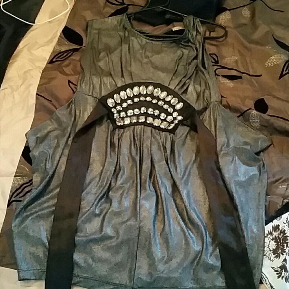 Dress - Picture 2 of 2