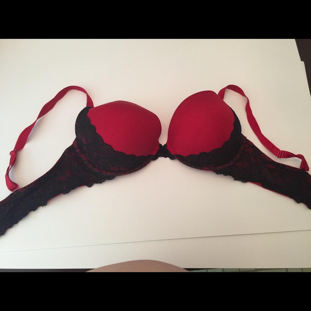 Red and black lace torrid bra push up size 40D