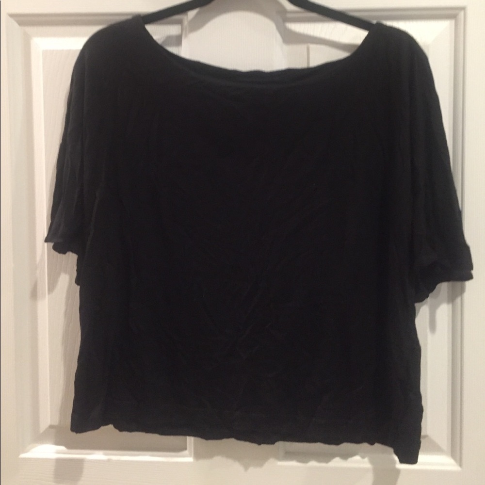 Soft cape backed crop top.