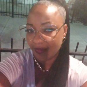 Meet your Posher, Tamela