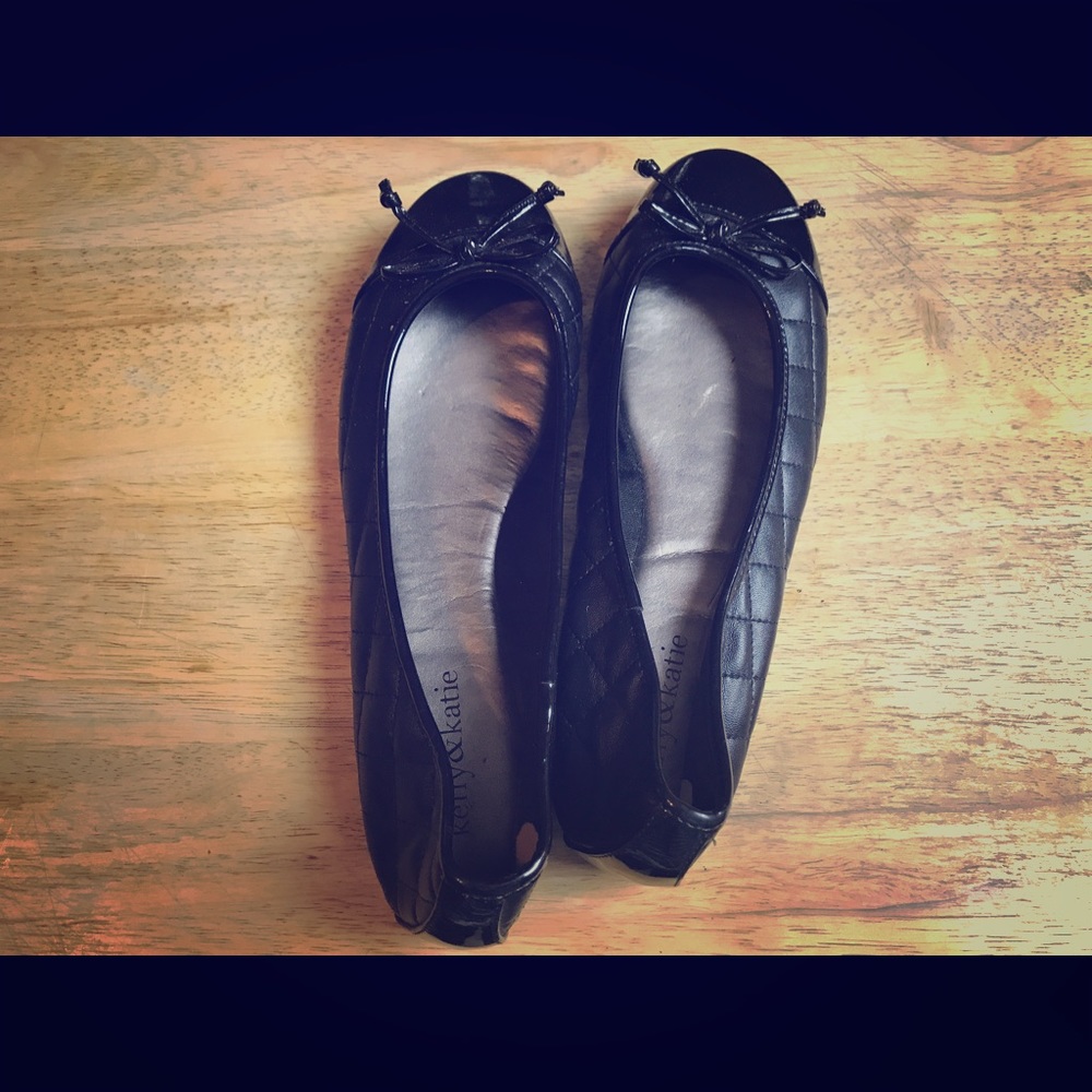 Kelly & Katie Black Quilted Flats 7 1/2